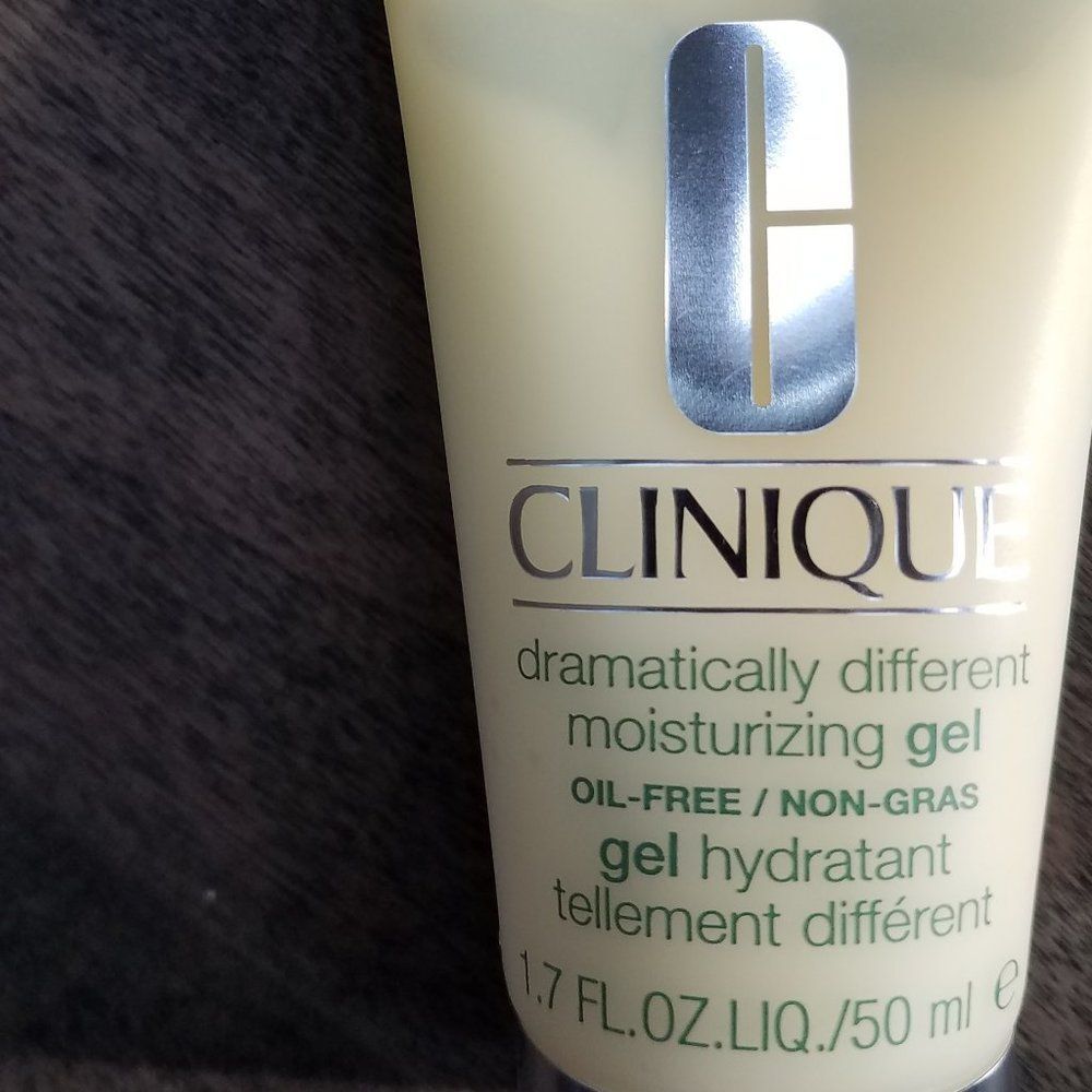 CLINIQUE Moisturizing gel
